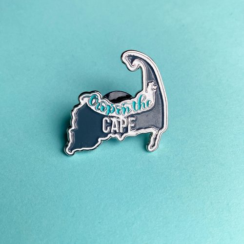 Crop on the Cape enamel pin - Image 4