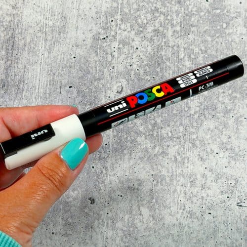 Uni Posca Round Tip/Fine Bullet TipWhite Paint Pen